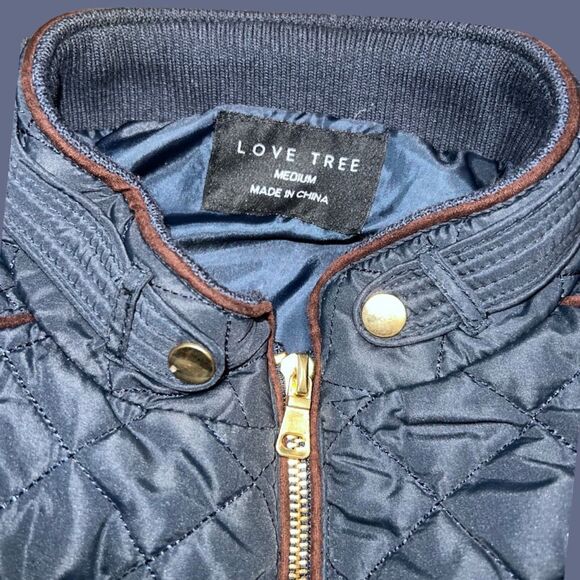 Love Tree Light Weight Puffer Vest Size Medium - Picture 3 of 7